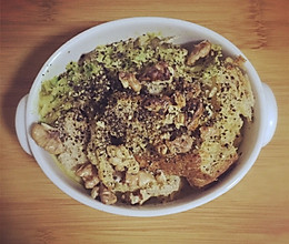 （增肌减脂）黑胡椒牛油果吐司的做法