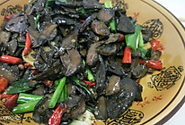 爆炒黑牛肝菌的做法