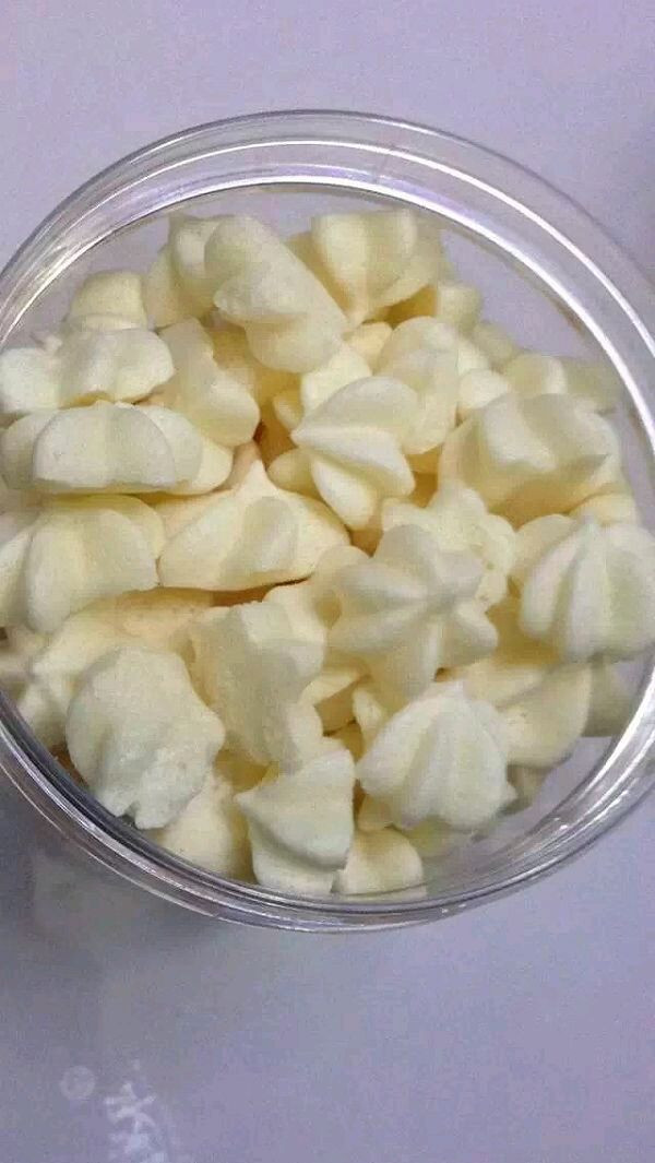 用奶粉做的溶豆哦的做法