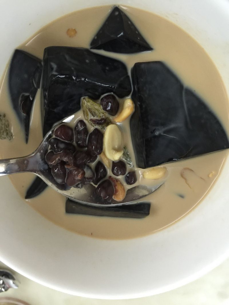 【消暑零食】烧仙草的做法