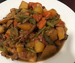 土豆豆角炖肉的做法
