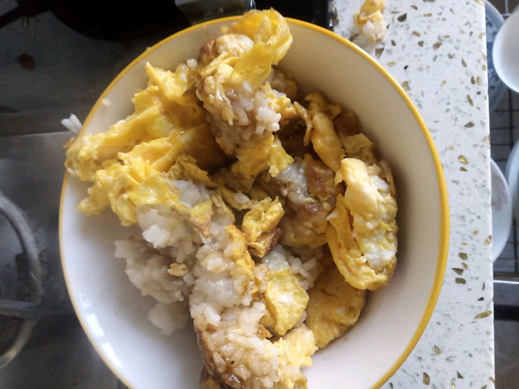 蛋炒饭的做法