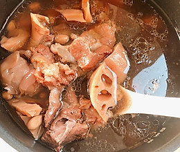 大骨莲藕汤（筒子骨）全家都爱喝的做法