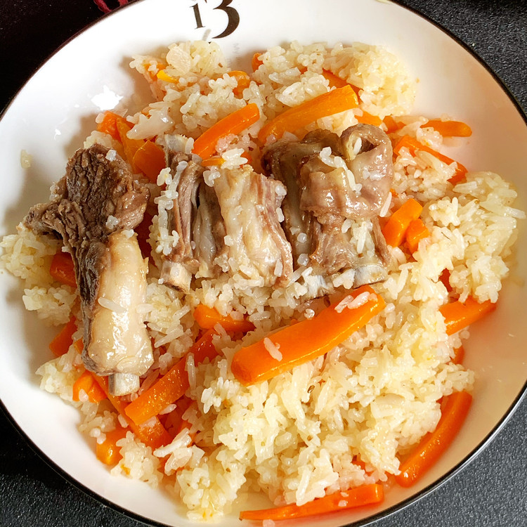 羊排抓饭（电饭煲版）的做法