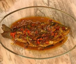 可以吃下两碗米饭的经典红烧鲫鱼的做法