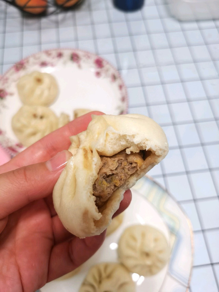 白菜猪肉包子的做法