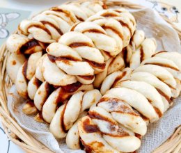 豆沙花卷的做法