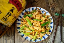 葱香豆腐皮#向往的生活 就是外婆乡#的做法