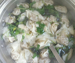 猪肉香菇混沌的做法