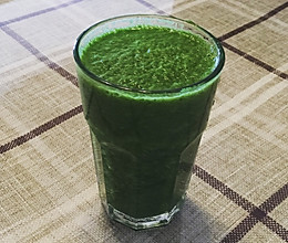 果汁！高纤高vc。芹菜 菠菜 柠檬 苹果的做法