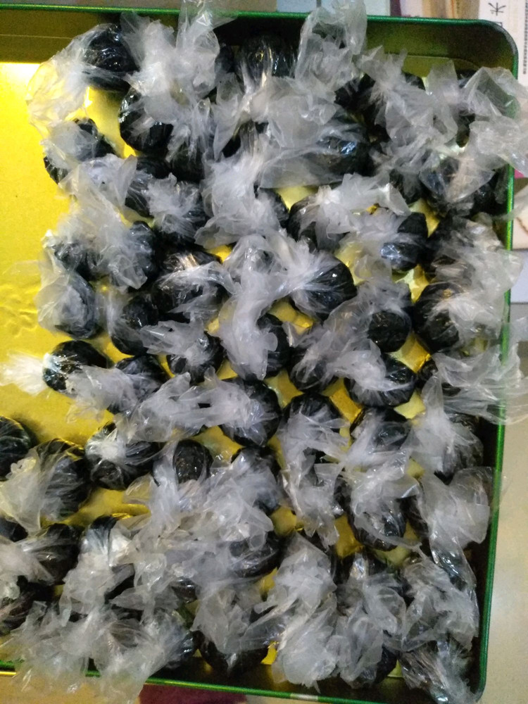 九蒸九晒黑芝麻丸的做法