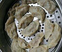 豆角香菇鸡蛋蒸饺的做法