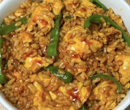 青椒鸡蛋烩饭的做法