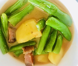恩施风味：腊肉炖土豆的做法