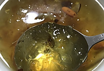 红枣枸杞桃胶羹的做法