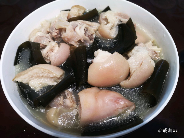 初秋进补|猪蹄炖海带的做法