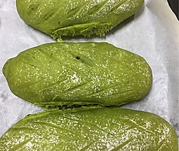 抹茶麻薯欧包，只揉几分钟就可以出面包膜哦，还不来试试。的做法