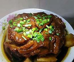 芋头扣肉的做法