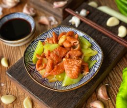 #浪漫七夕 共度“食”光#爆炒肥肠的做法