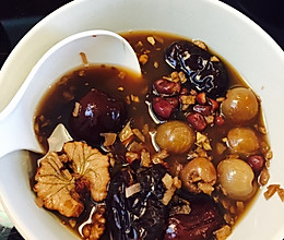 红糖生姜桂圆红枣核桃红豆汤 #暖宫祛寒补血#的做法
