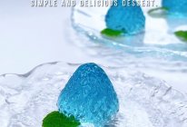 蓝精灵草莓果冻的做法