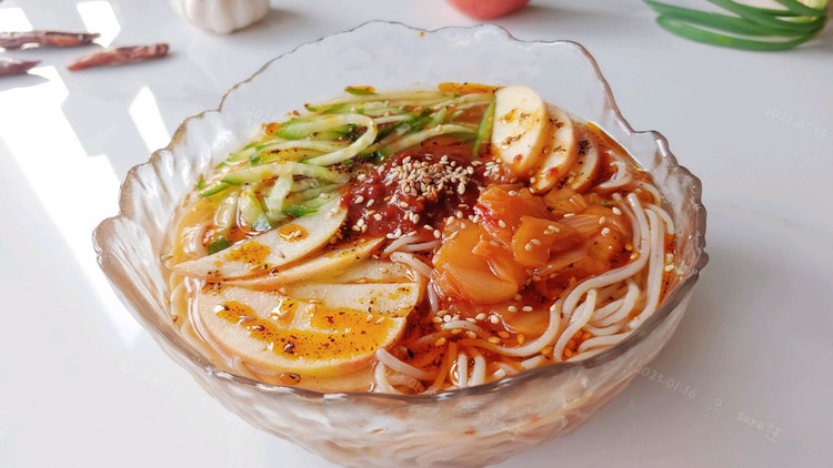 酸甜微辣冷面汤的做法