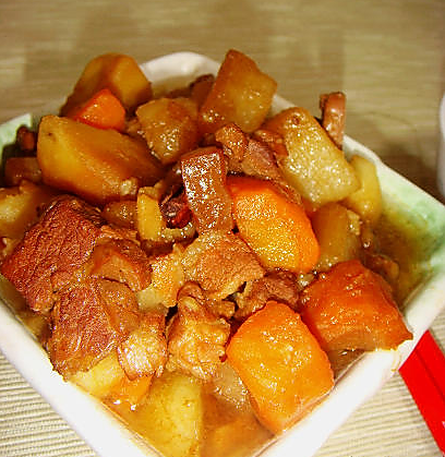 山药红烧肉的做法