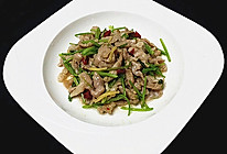 芫爆猪肉丝#花家味道#的做法