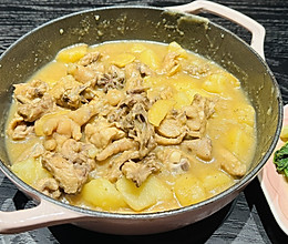 土豆炖鸡的做法