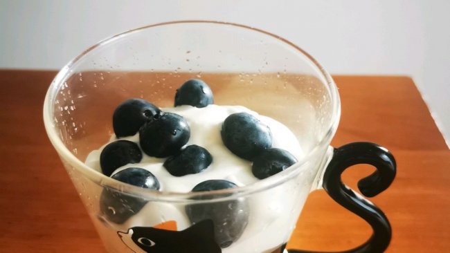 蓝莓掼奶油杯（超简单，零失败）的做法