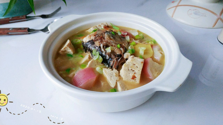 萝卜豆腐鲫鱼汤的做法