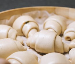 葱香馒头小餐包（压面机版）的做法