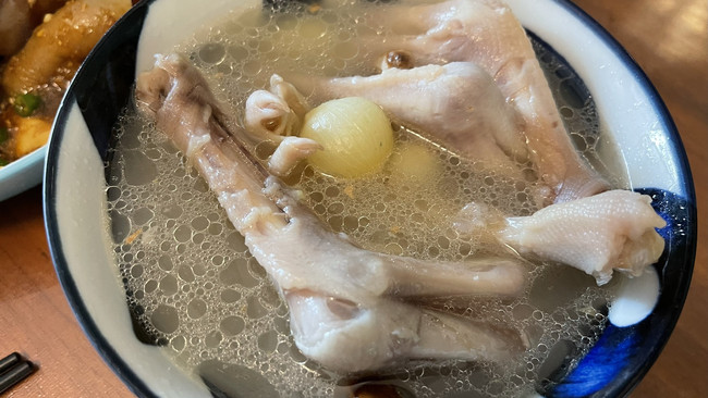 苦蕌鹅掌汤的做法