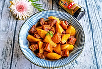 #不容错过的鲜美滋味#五花肉烧山药的做法