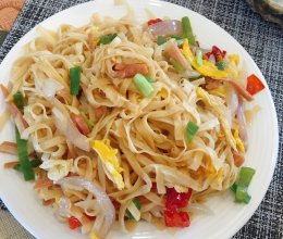 夏季营养炒面的做法
