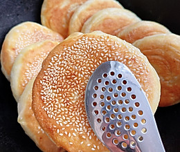 红糖芝麻烧饼的做法