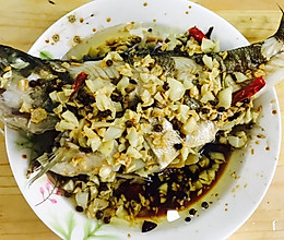 徐州蒜爆鱼的做法