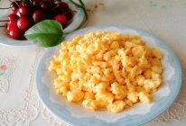 #夏日消暑，非它莫属#嫩炒鸡蛋松的做法