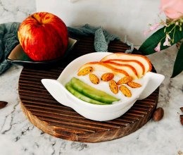 #皇后红玫瑰花式做法#苹果香榧酸奶杯的做法