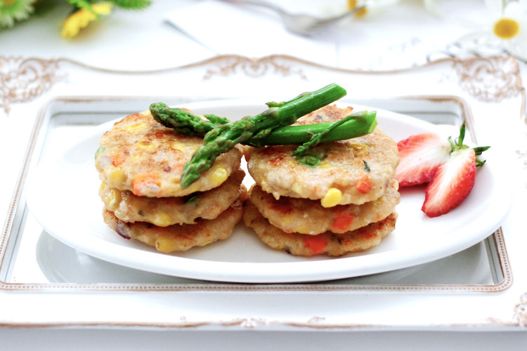 鲜嫩Q弹低脂煎虾饼，好吃到飞起～的做法
