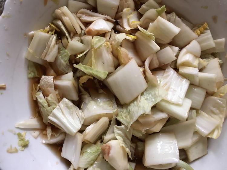 简易腌白菜  减肥美食的做法