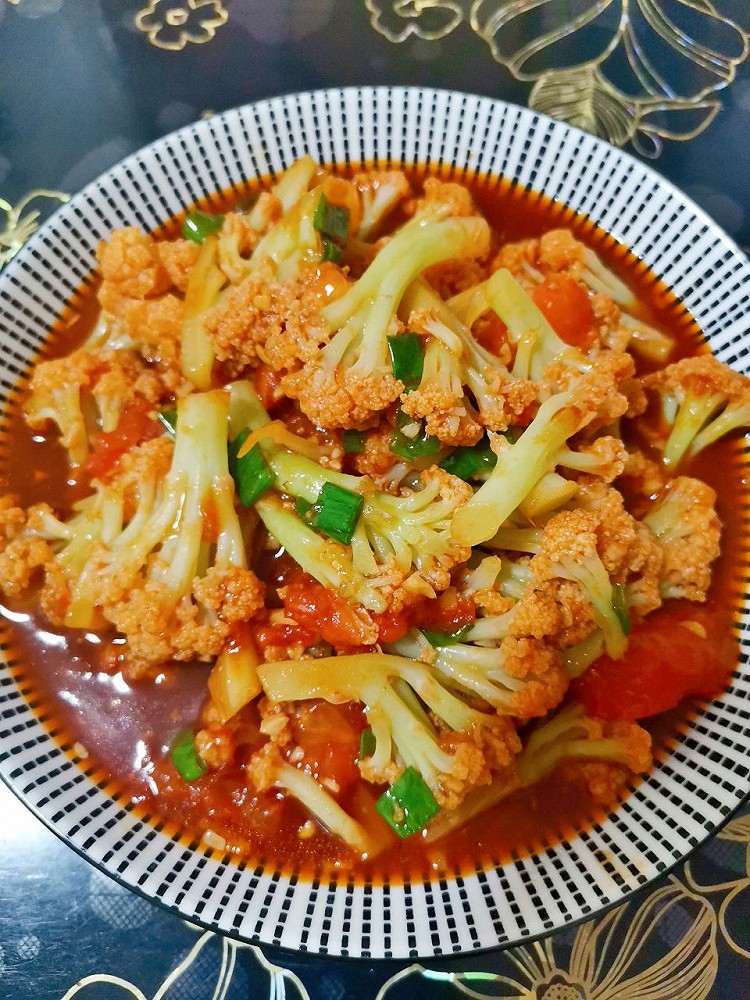 下饭菜之番茄菜花的做法