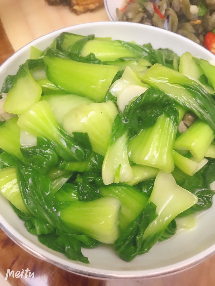 家常菜清炒上海青的做法