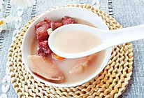 粉葛鲮鱼煲猪骨的做法