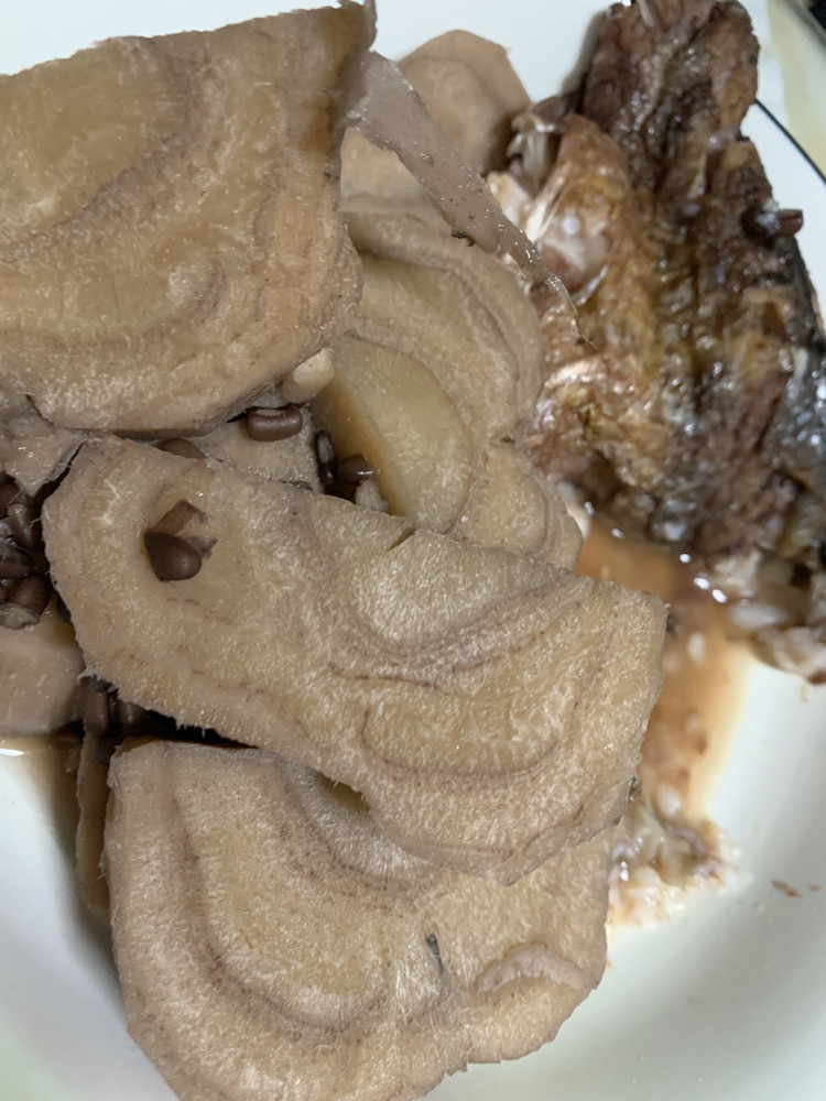 赤小豆粉葛煲鲮鱼的做法