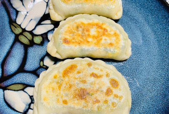 香煎韭菜盒子的做法