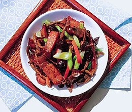 茶树菇腊肉#樱花味道#的做法