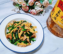 #寻味外婆乡传承春日宴#韭菜炒豆腐皮的做法