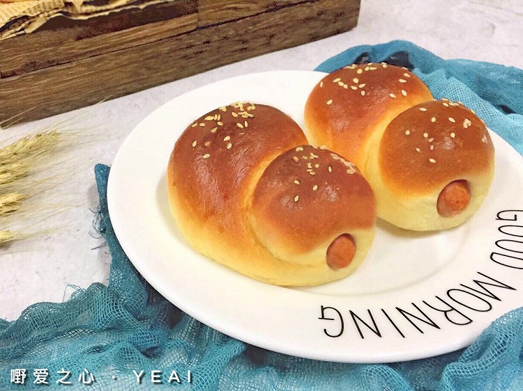 烤肠大米面包卷的做法