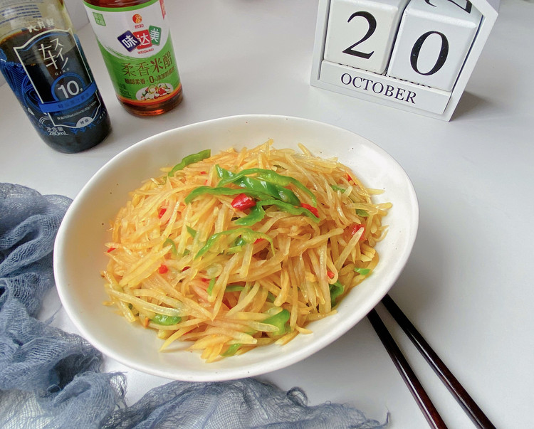 酸辣土豆丝的做法